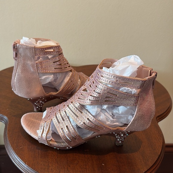 Dream Pairs   Big kids/small women sparkle strappy dress shoes comfy stable Sz 5 - Picture 7 of 16